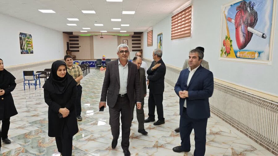 آ-شرقی.
