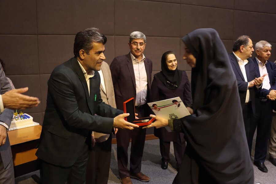 جشن کاشت حلزون