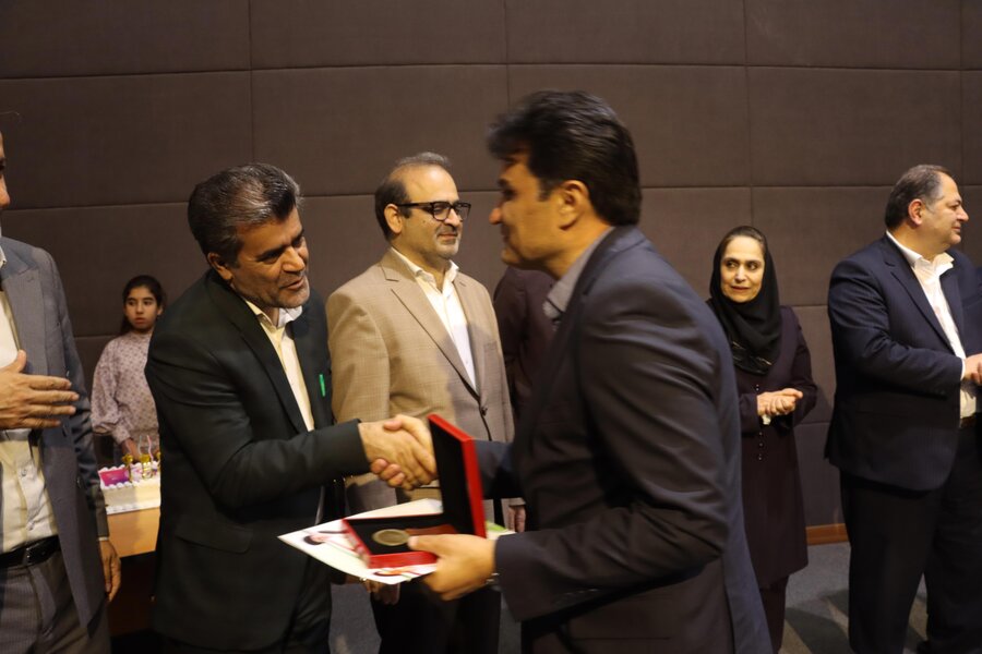 جشن کاشت حلزون