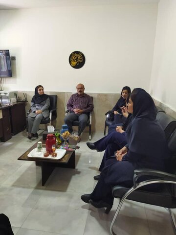 بازدید سرپرست اداره فوریتهای اجتماعی بهزیستی خوزستان از مرکز خانه تلاش اهواز