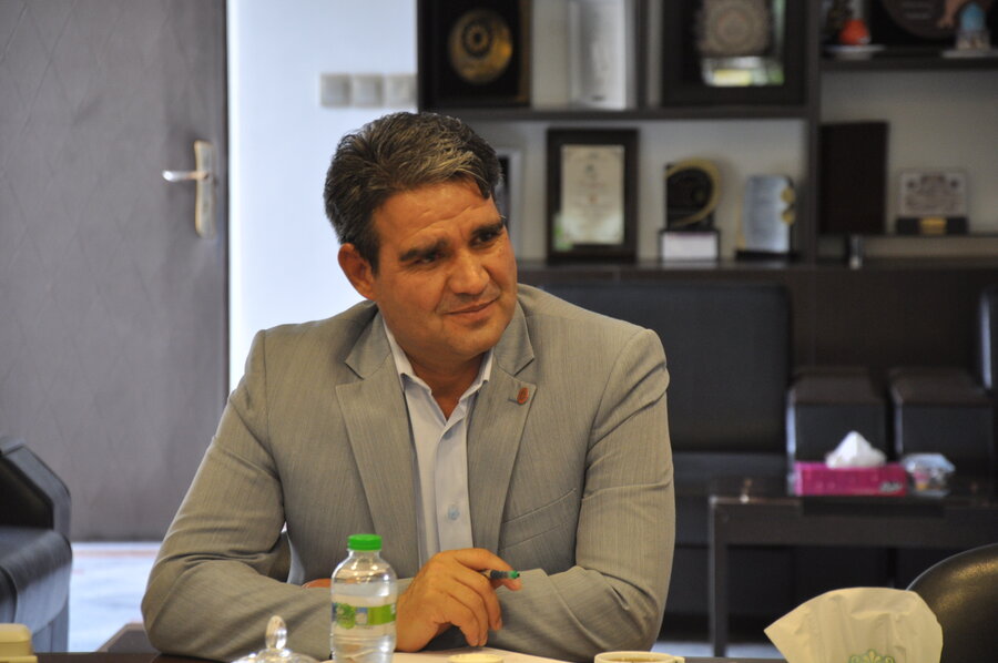 نبود دبیرستان و تأخیر در پرداخت حق پرستاری
