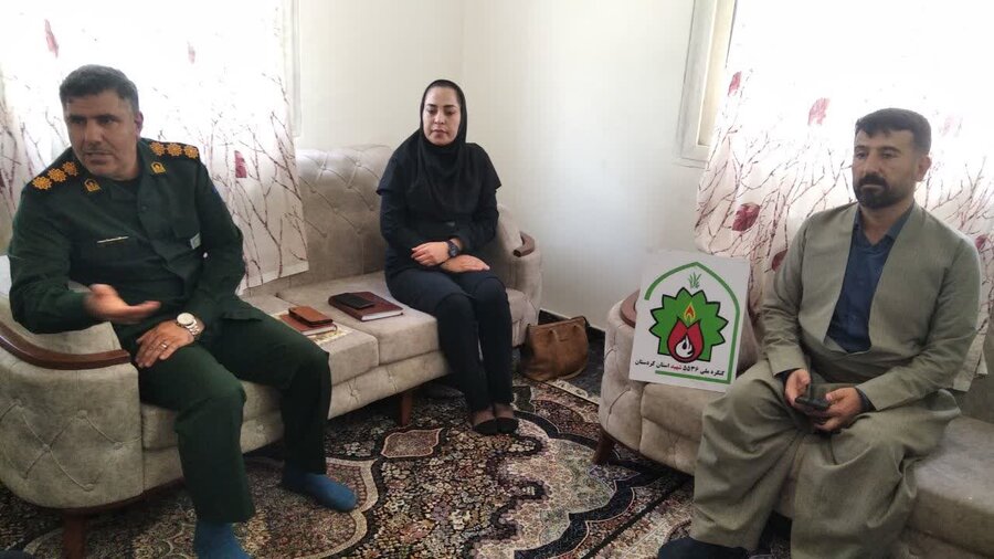 سروآباد | بازدید مسئولان از خانواده‌های معظم شهدا و مددجویان نهادهای حمایتی