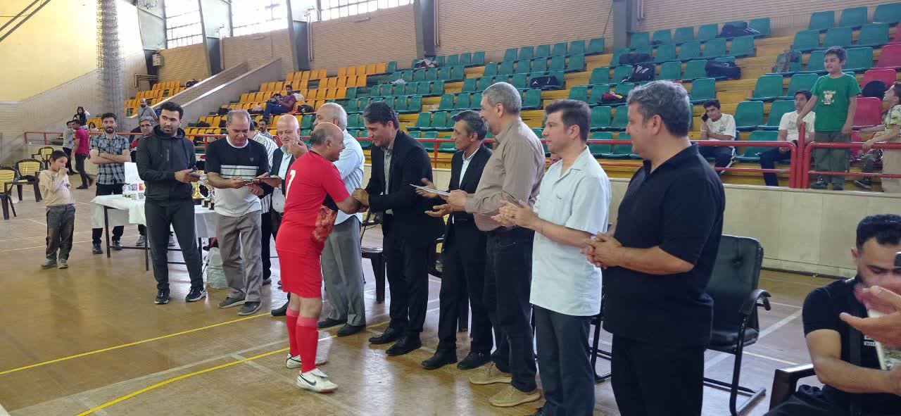 برگزاری اختتامیه مسابقات فوتسال کارکنان بهزیستی خراسان رضوی