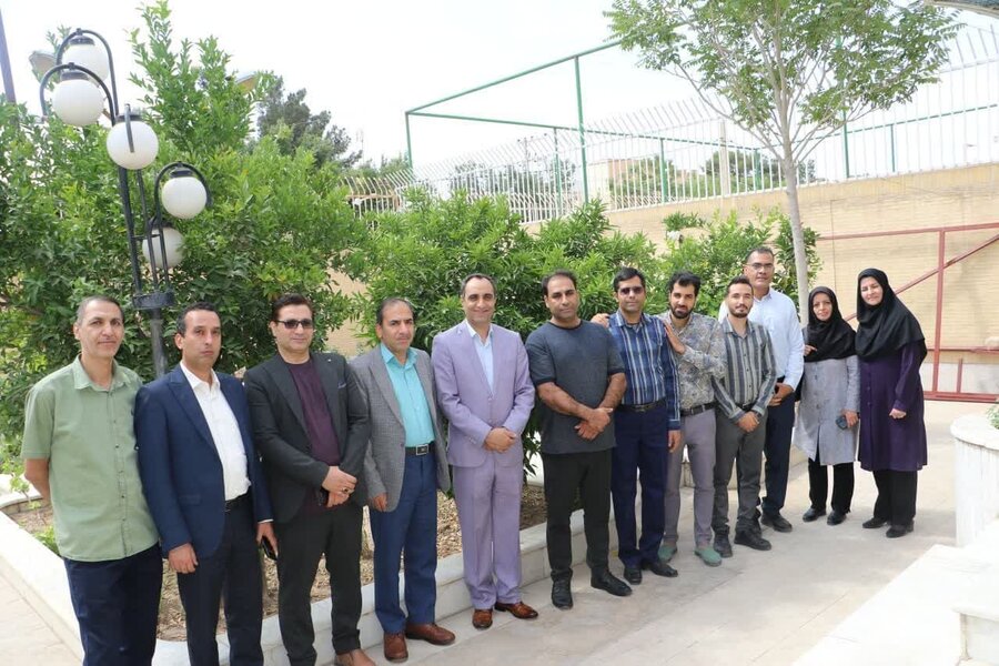 بازدید مدیر کل از مرکز سرای امید
