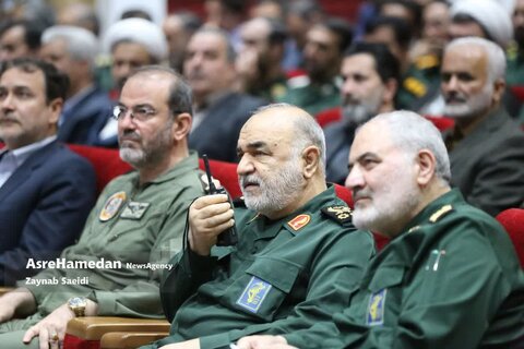 سفر سلامی به همدان و اهدا ویلچر