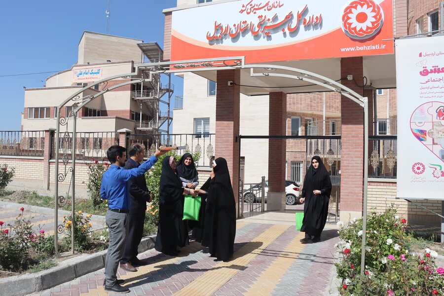 اعزام ۱۰ نفر از زنان سرپرست خانوار زائر اولی بهزیستی سرعین به مشهد مقدس