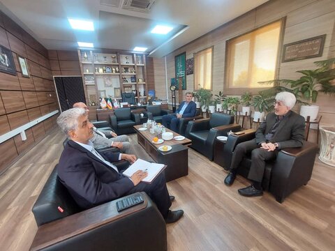 جلسه مدیر کل بهزیستی فارس با نماینده مردم شریف شهرستان های کازرون و کوه چنار در مجلس شورای اسلامی