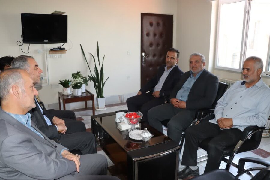 بررسی زمینه‌های همکاری مشترک در دیدار مدیرکل بنیاد مسکن و فرمانده جهاد سازندگی سپاه روح‌الله استان مرکزی با سرپرست اداره کل بهزیستی