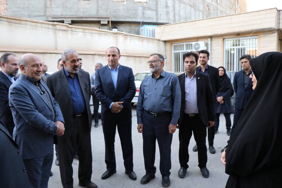 بازدید اعضای کمیسیون فرهنگی و اجتماعی مجلس شورای اسلامی از مرکز اورژانس اجتماعی شوط