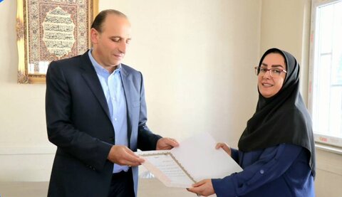 مراسم تکریم و معارفه رئیس شیرخوارگاه مهر ارومیه برگزار شد