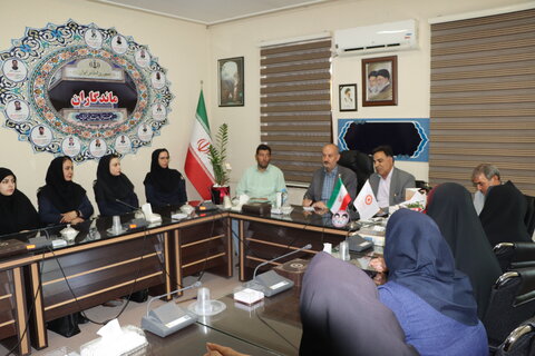 دیدار رئیس و کارکنان اداره بهزیستی شهرستان اراک با سرپرست اداره کل بهزیستی استان مرکزی