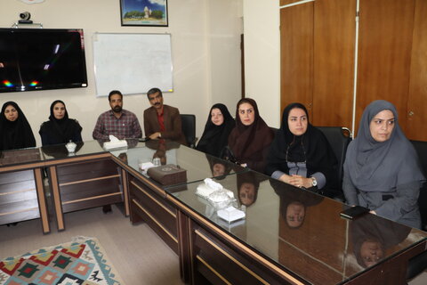 دیدار رئیس و کارکنان اداره بهزیستی شهرستان اراک با سرپرست اداره کل بهزیستی استان مرکزی