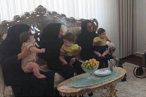 مدیرکل بهزیستی استان زنجان با خانواده های دارای فرزندان چهار و سه قلو دیدار کرد