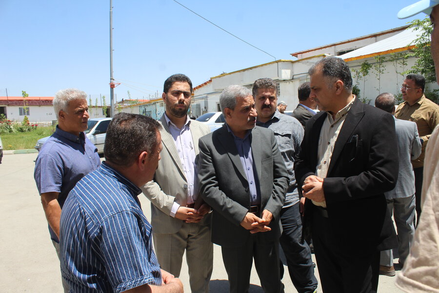 بازدید نماینده مجلس در شورای اسلامی از کمپ ماده ۱۶
