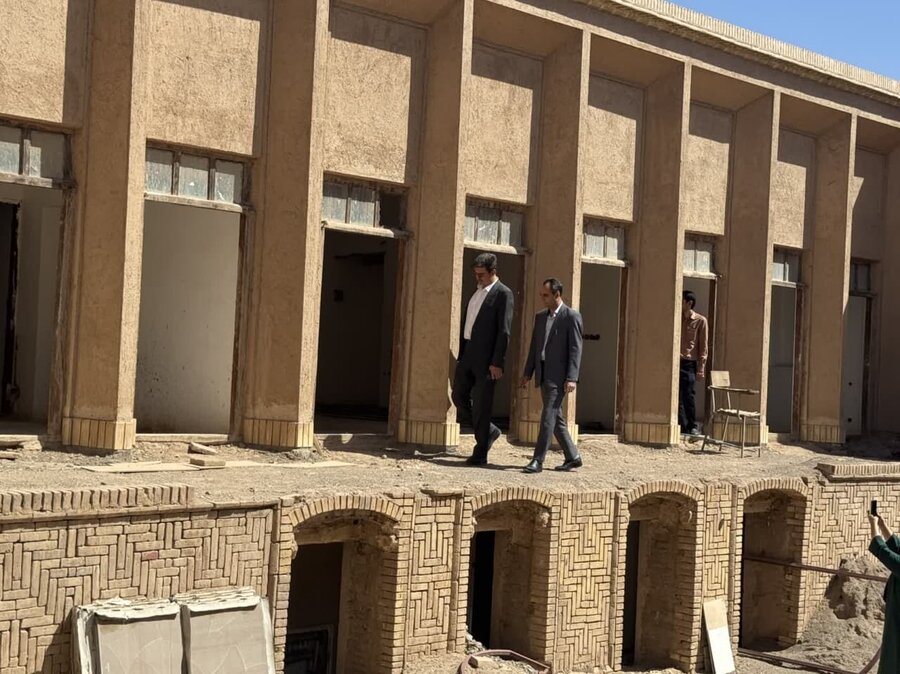 بازدید مدیرکل بهزیستی و مدیرکل میراث فرهنگی یزد از خانه جامعه معلولین