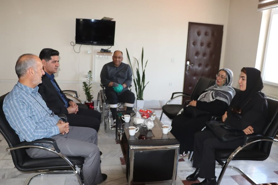  دیدار مدیرعامل انجمن ضایعه نخاعی اراک با سرپرست بهزیستی استان مرکزی با محوریت بررسی چالش‌های جامعه هدف