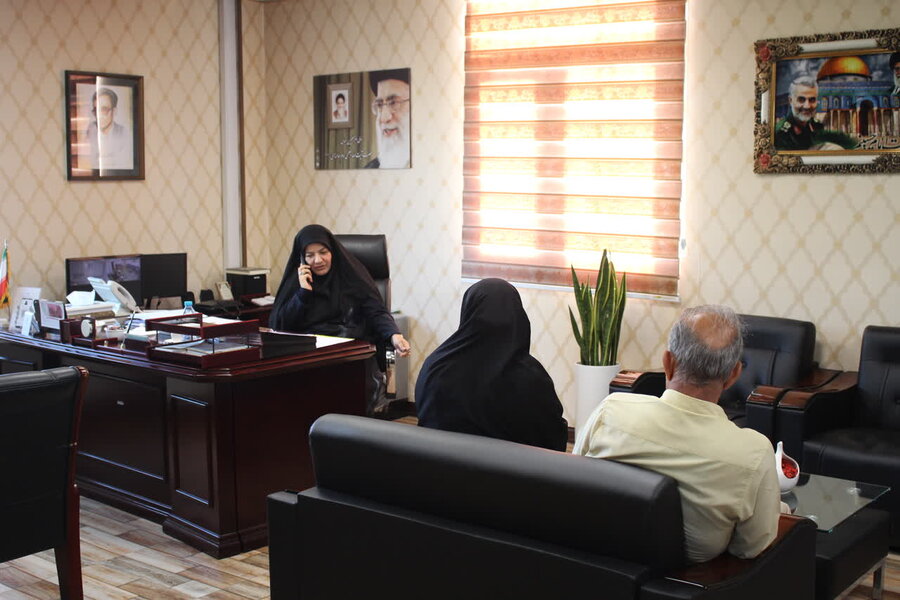 دیدار چهره‌به‌چهره مدیرکل بهزیستی البرز با جامعه هدف در راستای تکریم ارباب‌رجوع