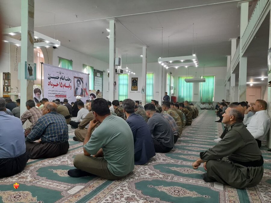 حضور پرشور کارکنان و جامعه هدف بهزیستی مریوان در مراسم سالگرد ارتحال امام (ره)