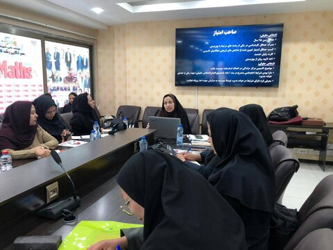 گزارش تصویری|برگزاری همایش استانی آموزش کارشناسان مراکز خدمات بهزیستی(+زندگی) استان فارس