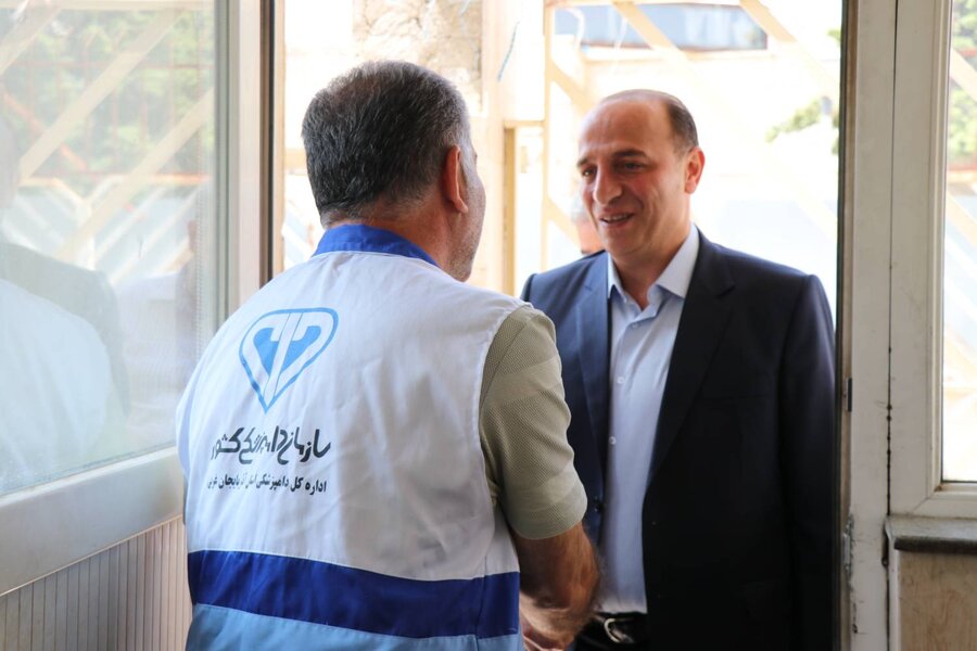 مدیرکل بهزیستی آذربایجانغربی با فرزندان شیرخوارگاه مهر عید قربان را جشن گرفت