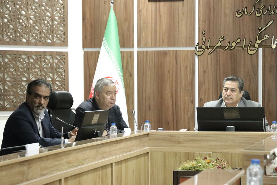 فرایند مناسب سازی تمام اماکن عمومی سطح شهر باید مورد تأیید بهزیستی و معلولین  باشد