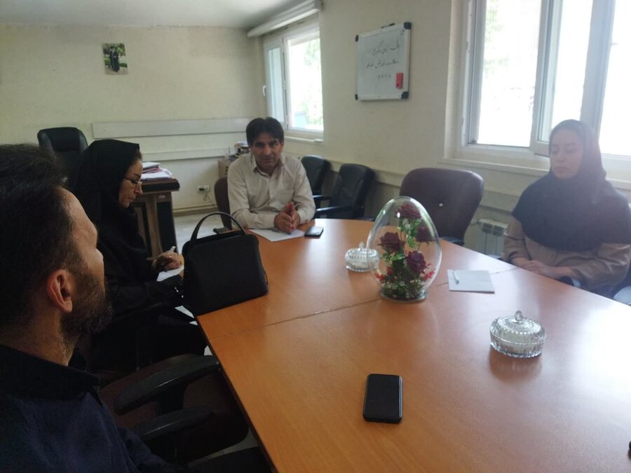 جلسه بررسی مشکلات مراجعین در بهزیستی سنندج برگزار شد