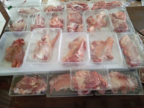 در ادارات بهزیستی شهرستان های استان فارس انجام شد: توزیع نذورات خیرین به مناسبت عید سعید قربان