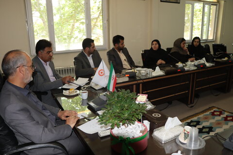 جلسه بررسی و ارزیابی وضعیت مرکز حمایتی آموزشی کودک و خانواده نسل سبز