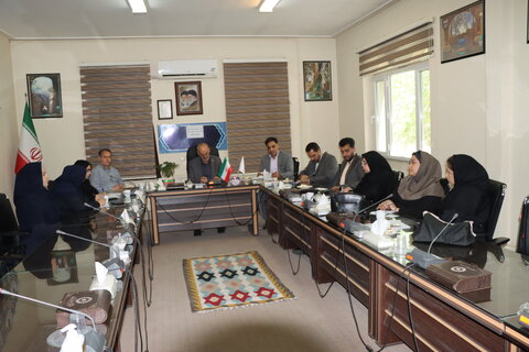 جلسه بررسی و ارزیابی وضعیت مرکز حمایتی آموزشی کودک و خانواده نسل سبز