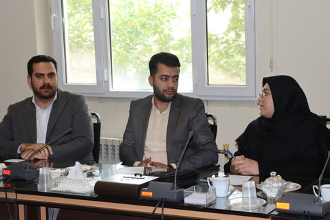 جلسه بررسی و ارزیابی وضعیت مرکز حمایتی آموزشی کودک و خانواده نسل سبز