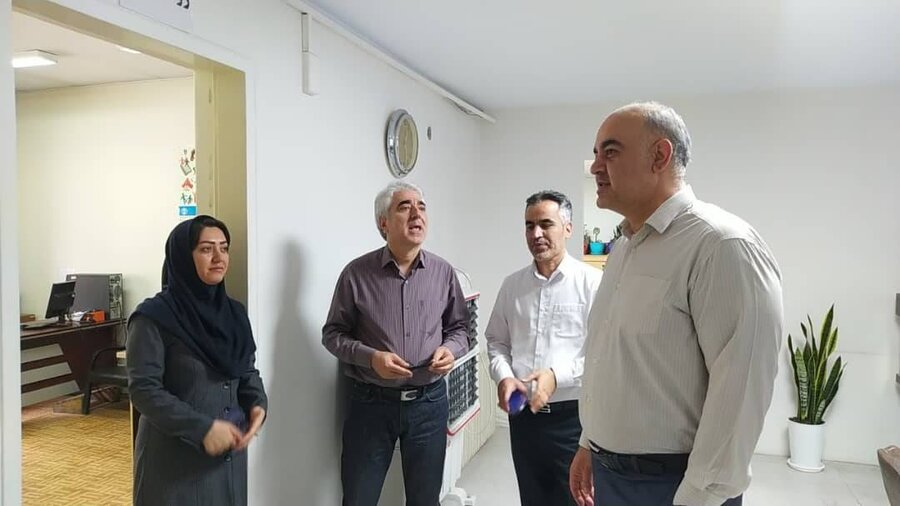 شهرتهران| بازدید سرزده مدیر بهزیستی از مرکز شهید نواب صفوی