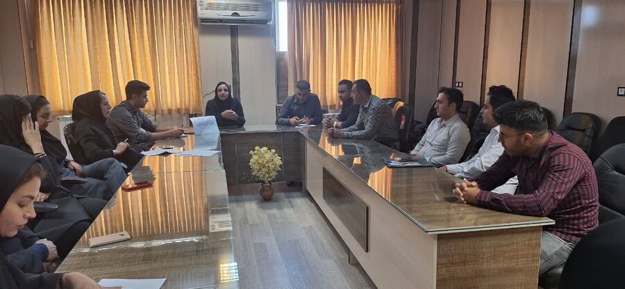 نشست هماهنگی برنامه‌های هفته بهزیستی در کامیاران برگزار شد
