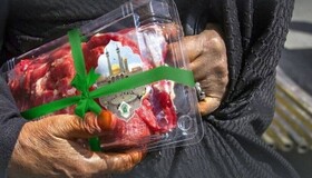 سفره عید قربان مددجویان بهزیستی با اهداء بیش از ۶۰۰ کیلو گوشت رنگین شد