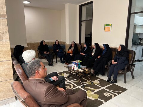 بازدید مدیر کل امور بانوان و خانواده استانداری فارس از خانه سلامت و تلاش بهزیستی فارس
