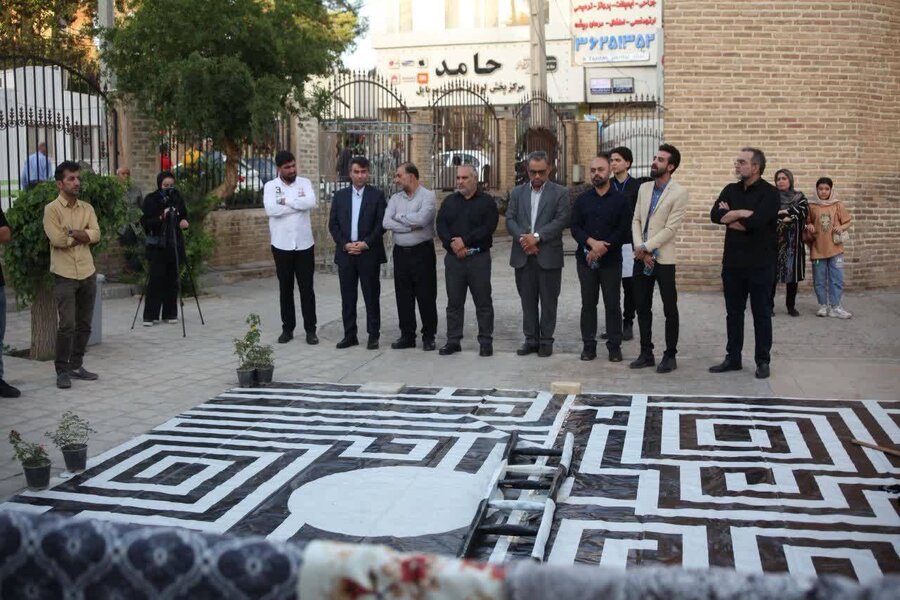 ورامین | آیین افتتاحیه همایش تئاتر خیابانی شهرستان