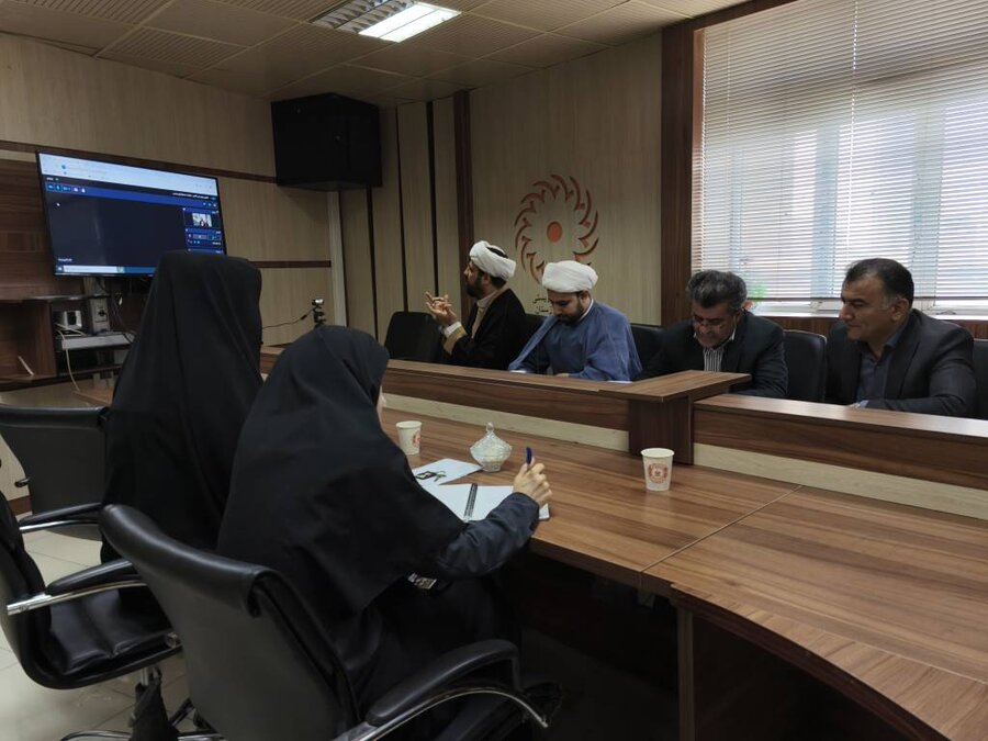 برگزاری جلسه مصاحبه با موسسات خیریه برای اجرای طرح ساماندهی داوطلبین