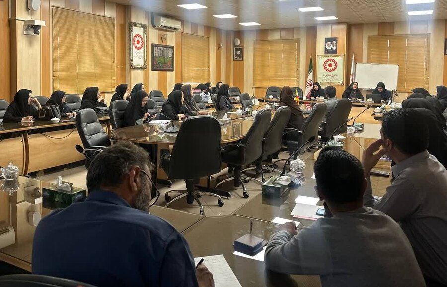 کارگاه تخصصی «غنیسازی رابطه زوجی» ویژه کارشناسان بهزیستی استان اصفهان برگزار شد