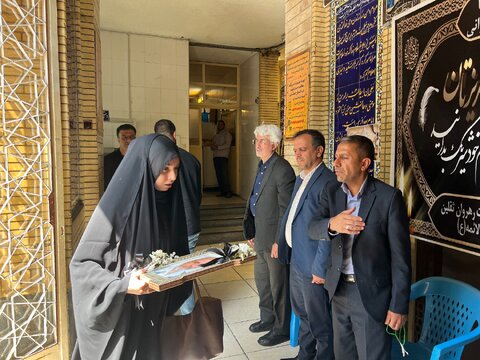 گزارش تصویری|مراسم بزرگداشت فخرالقراء فارس,قارس روشن ضمیر مرحوم حاج محمدعلی ذاکری