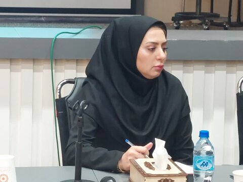 آذر-شرقی.