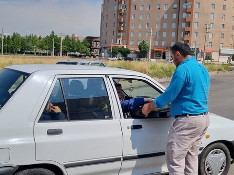 گزارش تصویری | برپایی ایستگاه صلواتی به مناسبت فرا رسیدن عید سعید غدیرخم