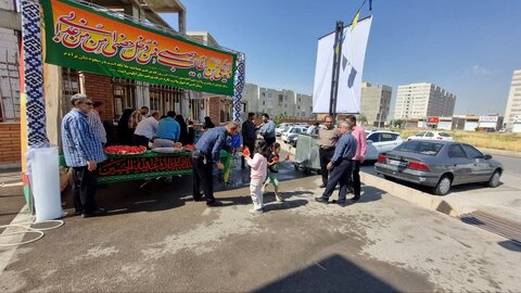 گزارش تصویری | برپایی ایستگاه صلواتی به مناسبت فرا رسیدن عید سعید غدیرخم