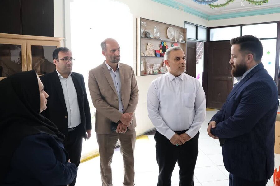 بهارستان | بازدید فرماندار از مرکز توانبخشی حرفه آموزی توانخواهان بالای 14 سال بهزیستی بهارستان | بازدید فرماندار از مرکز توانبخشی حرفه آموزی توانخواهان بالای 14 سال بهزیستی