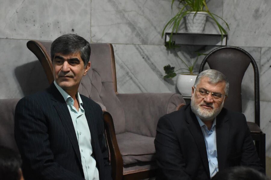 استاندار تهران با کودکان موسسه همدلان علوی ملارد دیدار کرد