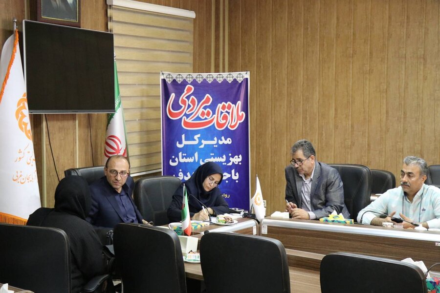 گفتوگوی بیواسطه با جامعه هدف در چهارشنبه های ملاقات مردمی