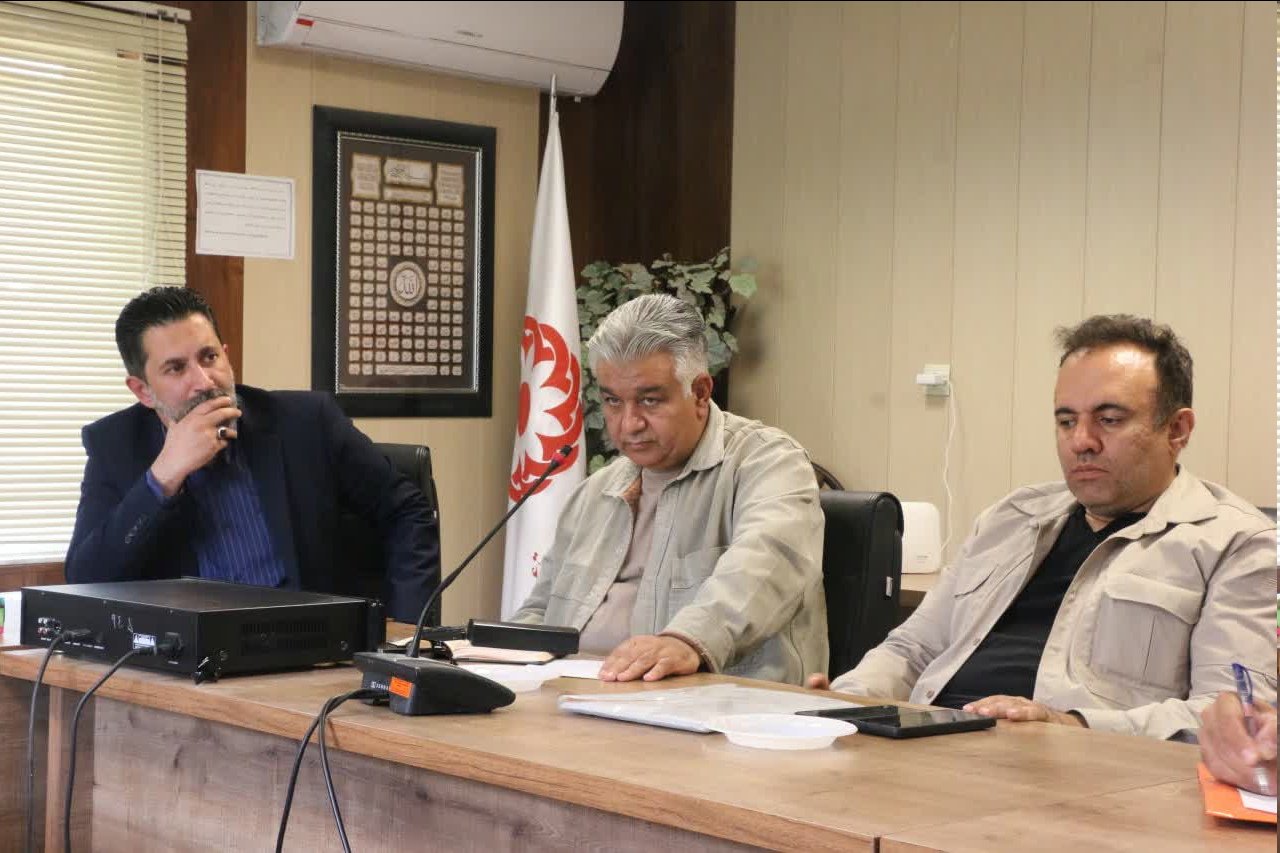 نشست تعاملی بنیاد مستضعفان با اداره کل بهزیستی استان همدان