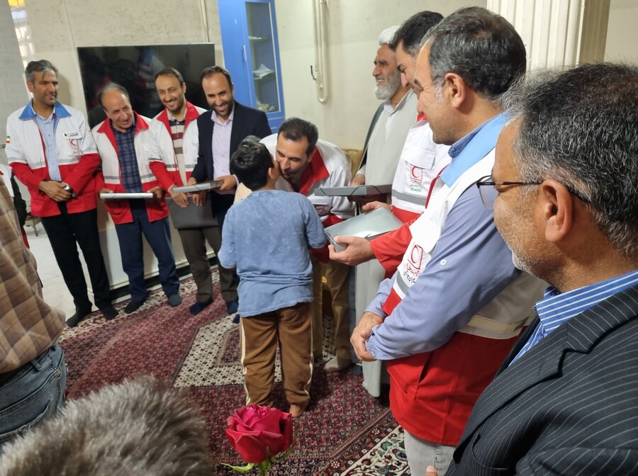 هلال احمر ـ بهزیستی