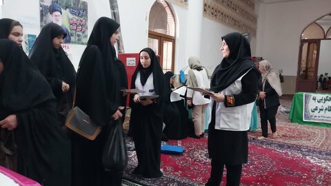 حضور رئیس بهزیستی و نیروهای اورژانس اجتماعی نظرآباد در مصلی امام خمینی (ره)