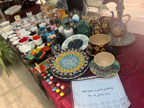 شرکت توانخواهان روستایی در طرح توانبخشی مبتنی بر جامعه روستایی در نمایشگاه گیلاس فشند