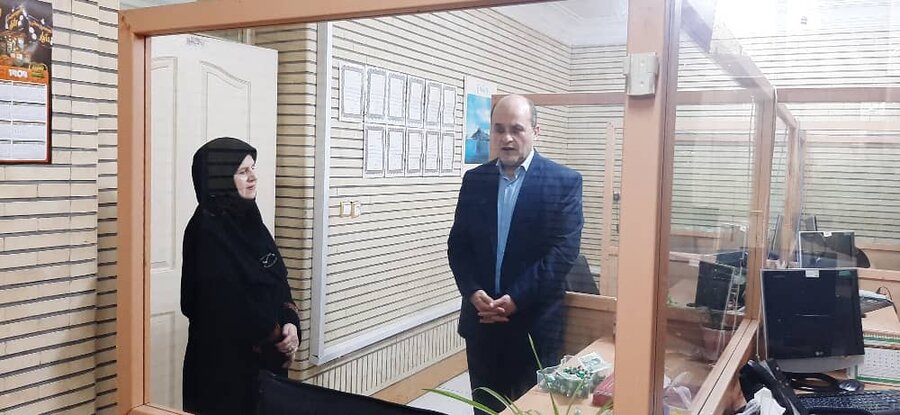 حضور مدیرکل بهزیستی گیلان در مرکز اورژانس اجتماعی و ۱۲۳ رشت