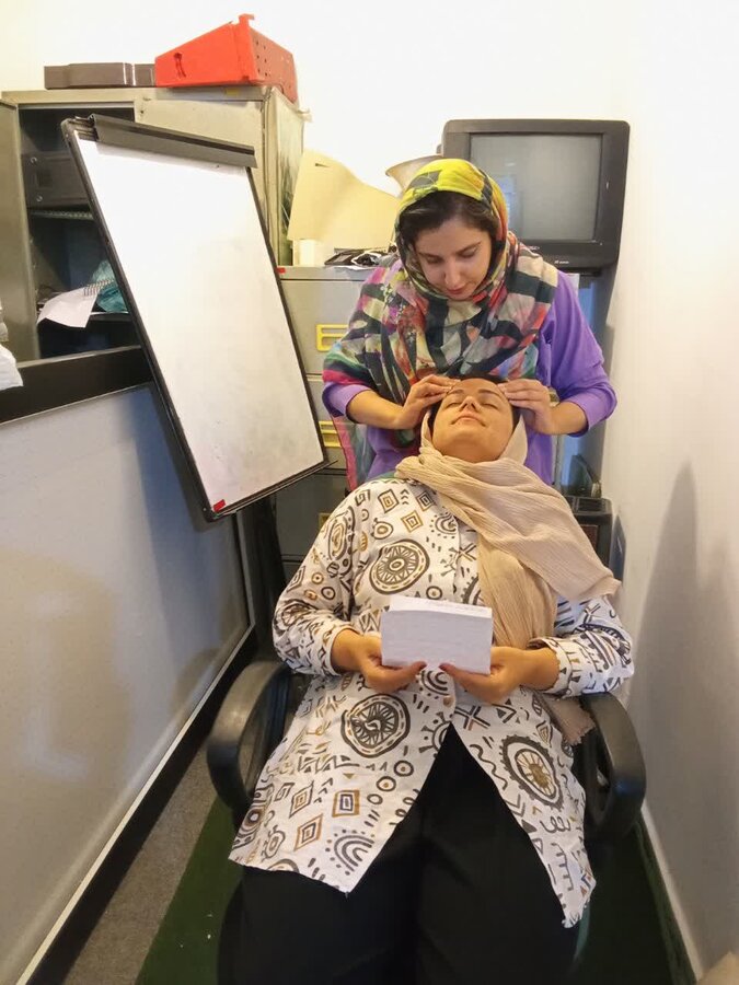 مشاوره طب سنتی و ماساژ ویژه مددجویان چهارباغی
